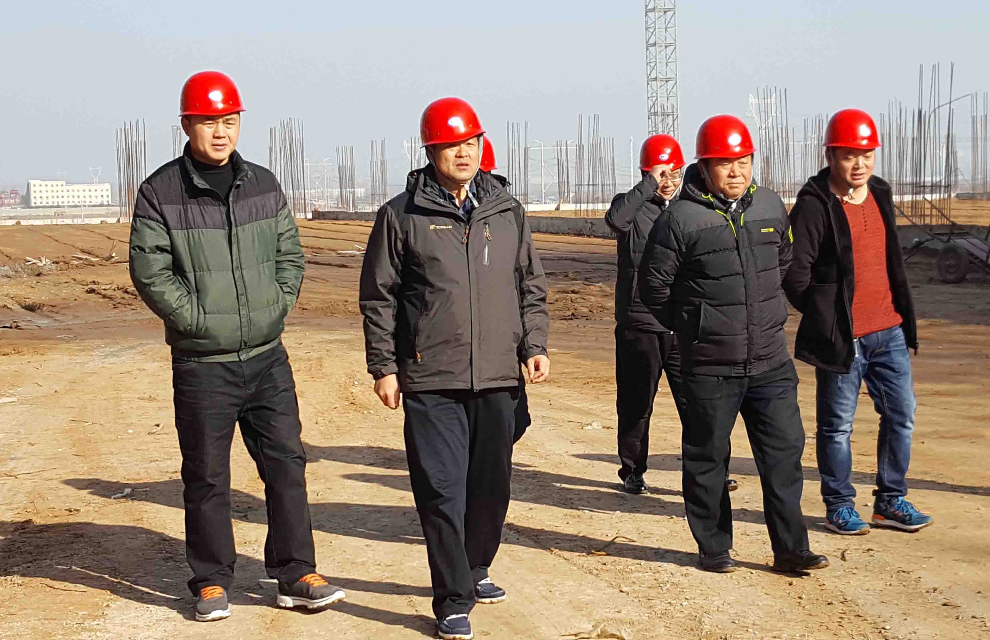 党委书记杜巨乐一行到邢台红星项目部检查指导工作